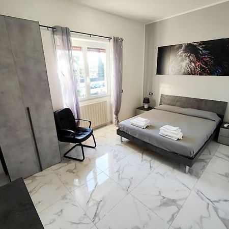 Intero Appartamento Casa Vacanze "Il Pino" Roma Infernetto Zewnętrze zdjęcie